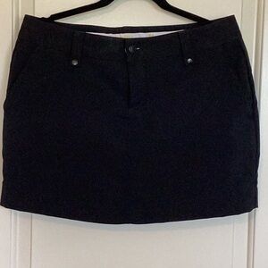 UA Golf Skort - Size 8 - Black